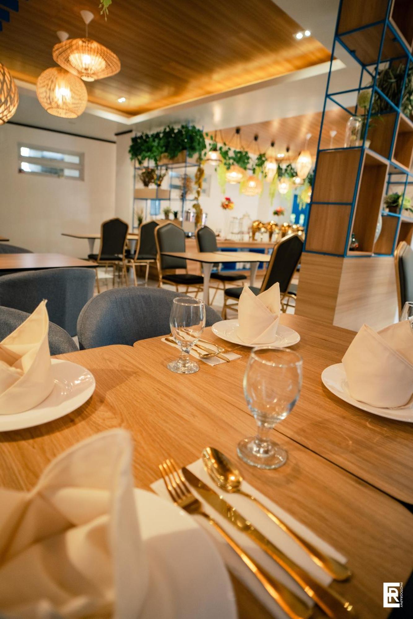 Bernese Resort Hotel Powered By Cocotel Ligao Kültér fotó